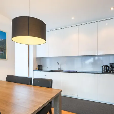 Bellevue - Incl Summercard Apartment